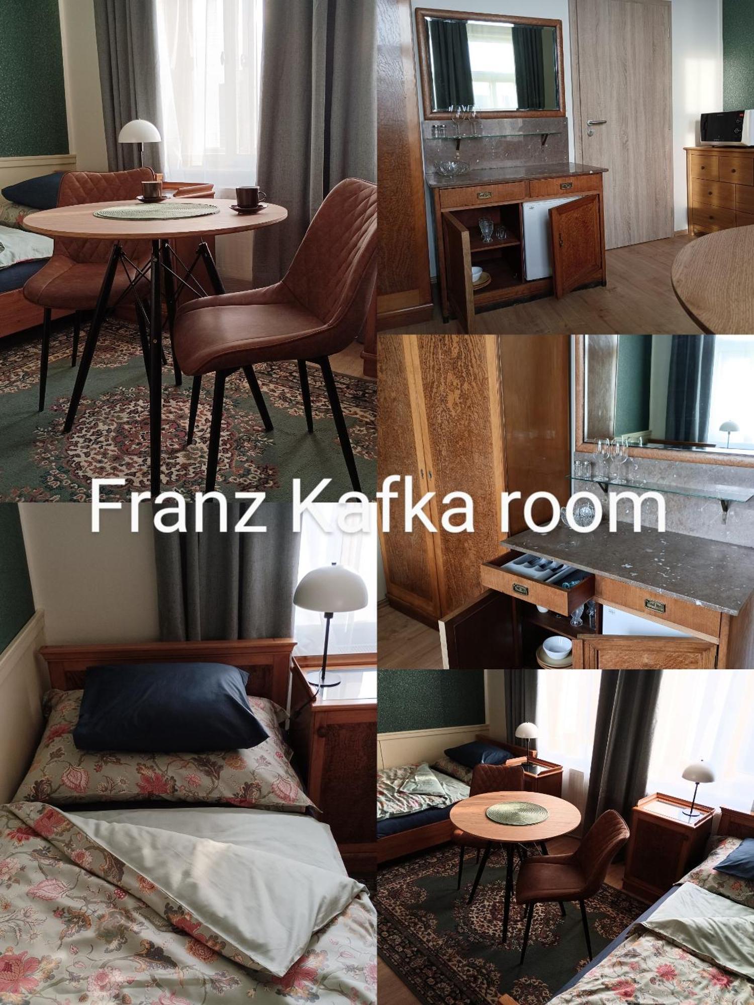 Apartments Bouquet Praha Bagian luar foto